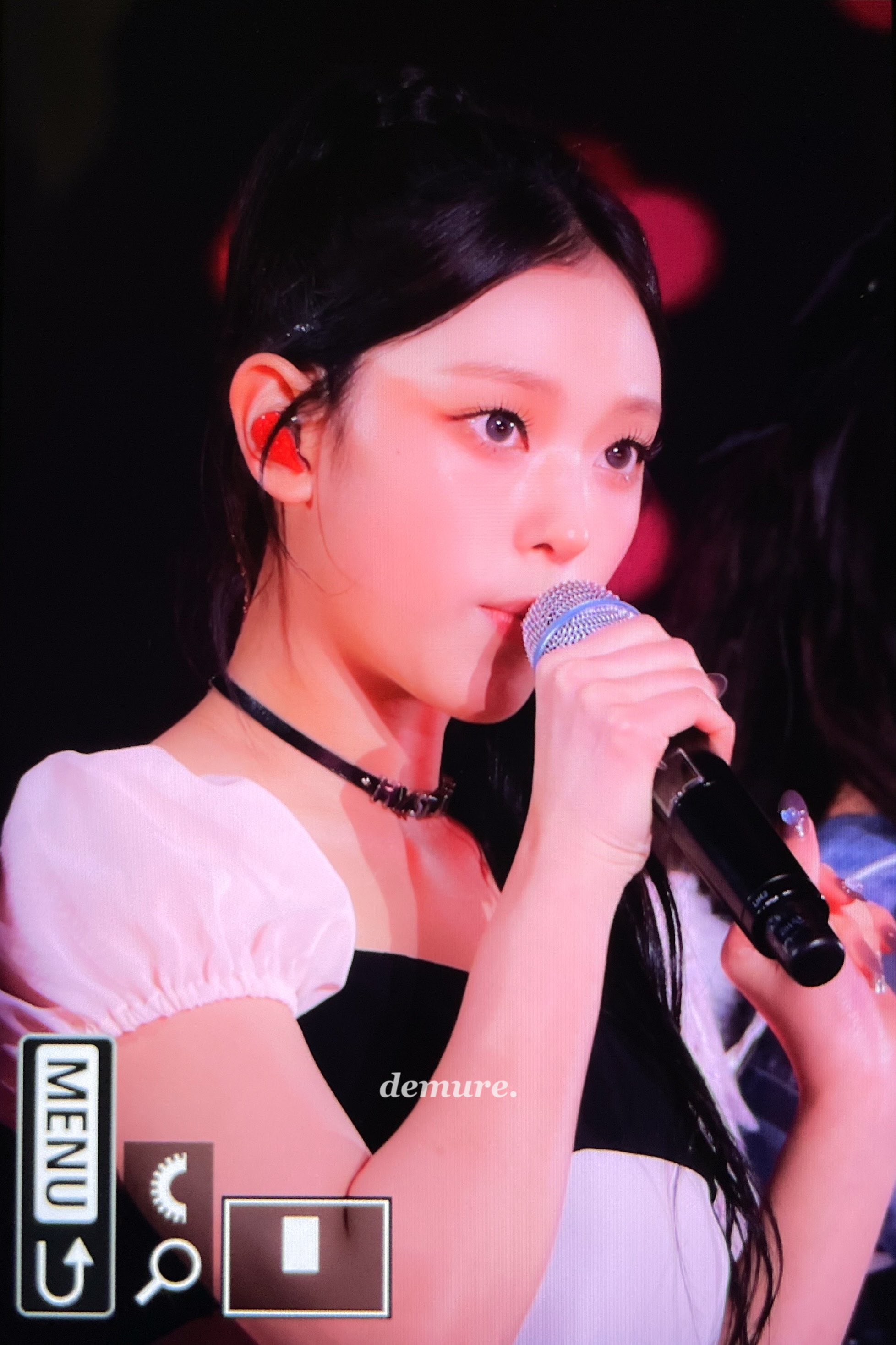 [잡담] 어제 아이유콘에서 폼미쳤다는 뉴진스해린.. | 인스티즈