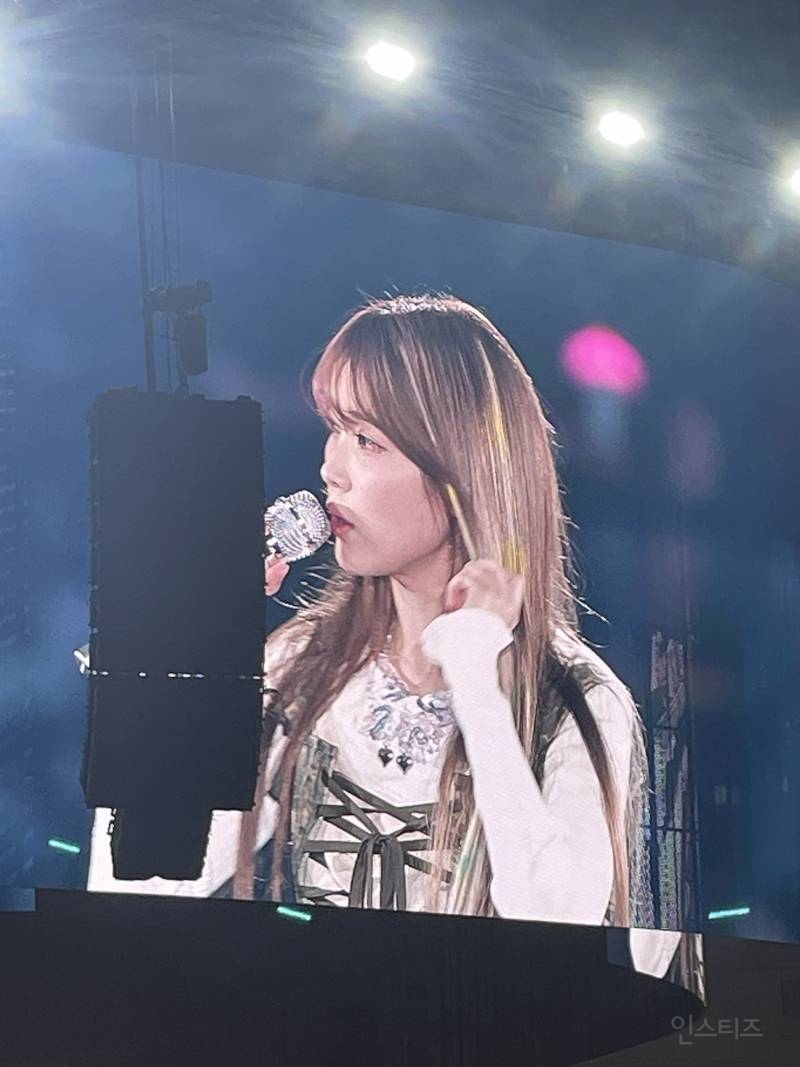 어제자 아이유 H.E.R 콘서트 전광판jpg | 인스티즈