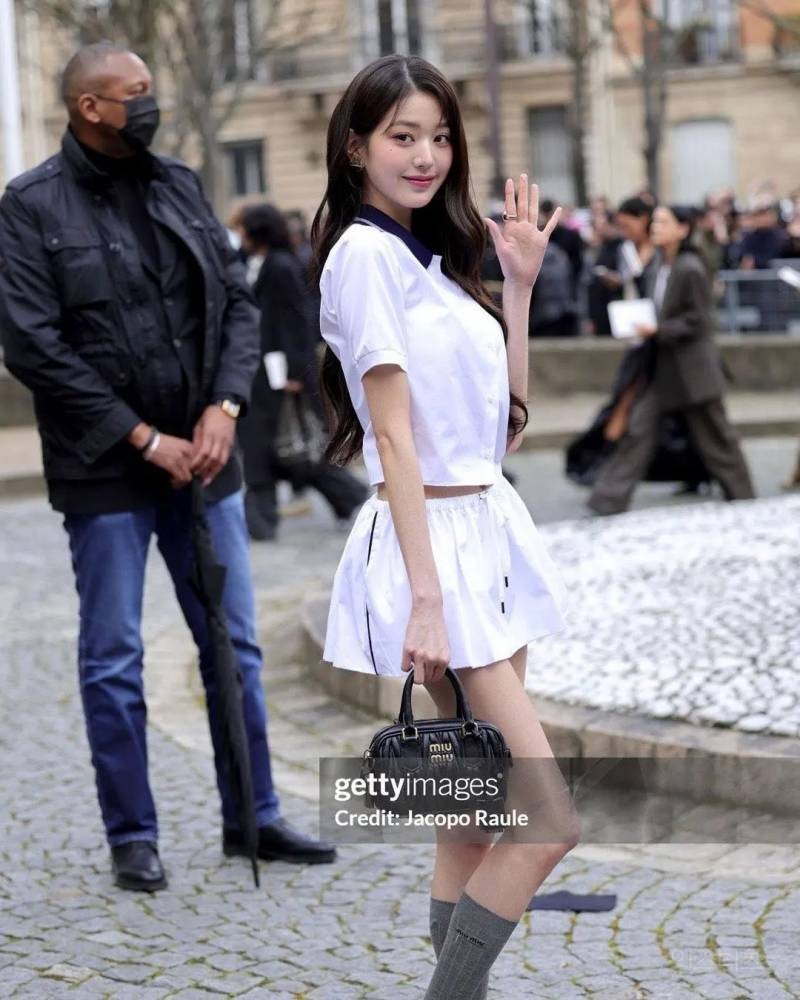 어제자 미우미우 패션위크 장원영 게티사진jpg | 인스티즈