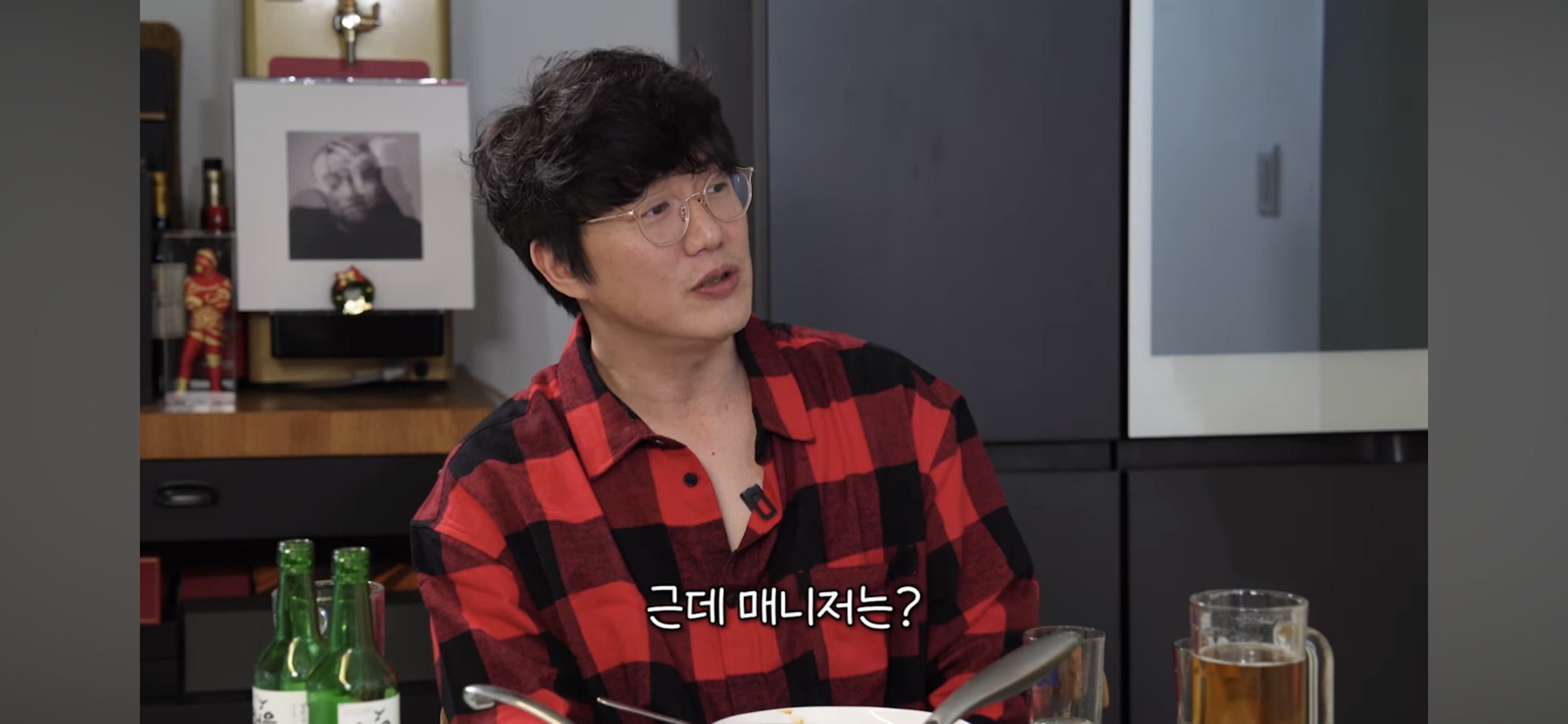 [정보/소식] 출국날인데 새벽5시반까지 술먹다가 매니저가 바지입혀준 규현 | 인스티즈