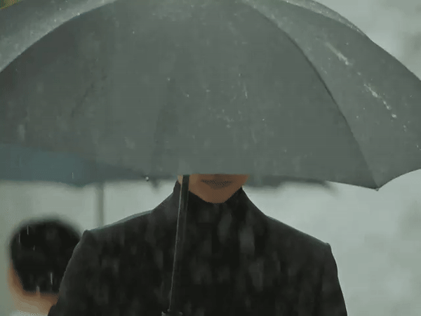 드디어 완성된 대한민국 4대 우산씬.gif | 인스티즈