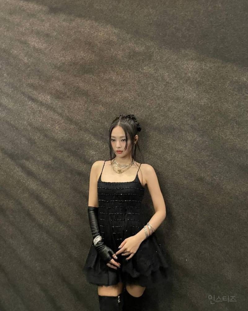 오늘자 제니 인스타 업뎃jpg | 인스티즈