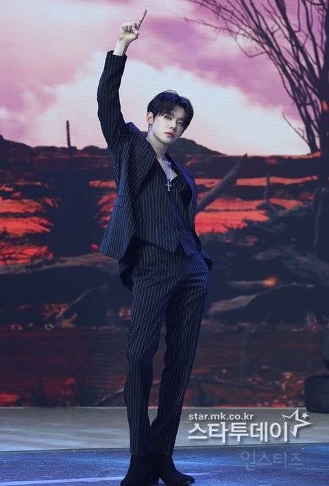 개취 가득담은 날티나는 남돌사진 모음.jpg | 인스티즈