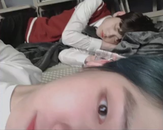 [잡담] 난 투바투 애들 자는 모습 겁나 좋아함ㅋㅋㅋ 친근해 | 인스티즈