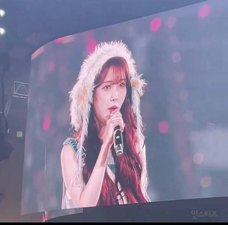 어제자 아이유 콘서트 전광판jpg | 인스티즈