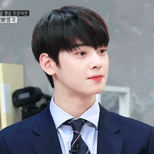 차은우 데뷔 초 최근 얼굴 차이.jpgif | 인스티즈