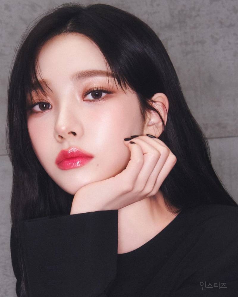 오늘뜬 카리나 입생로랑 화보jpg | 인스티즈