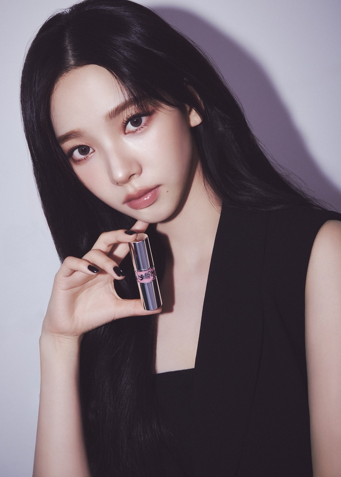 [정보/소식] 카리나, 이러니 반하지[화보] | 인스티즈