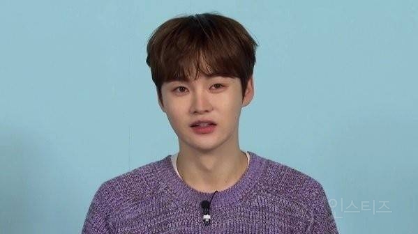 성형 수술 사실 당당하게 고백해서 기사에 박제된 남자 연예인.jpg | 인스티즈