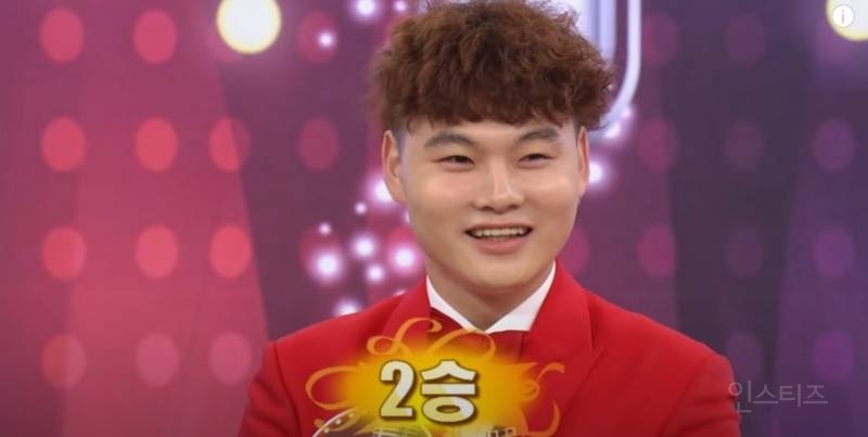 성형 수술 사실 당당하게 고백해서 기사에 박제된 남자 연예인.jpg | 인스티즈
