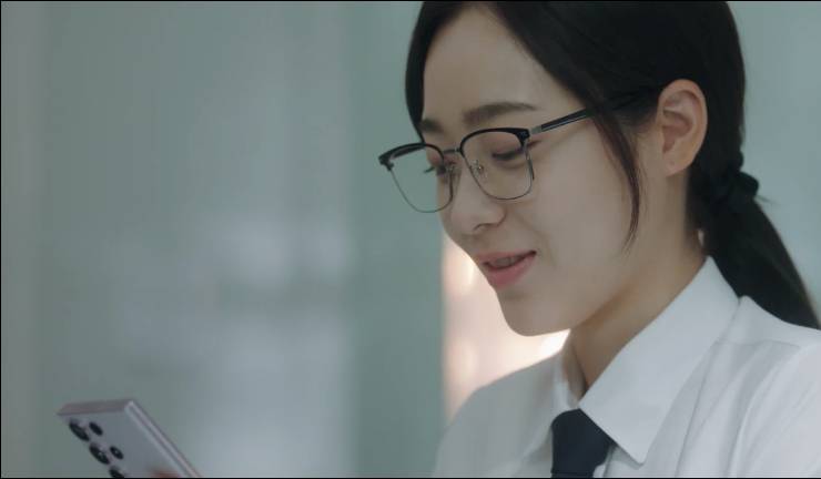 (앉을 자리 없음 주의) 전학 온 날, 앉고 싶은 자리 고르기.jpg | 인스티즈