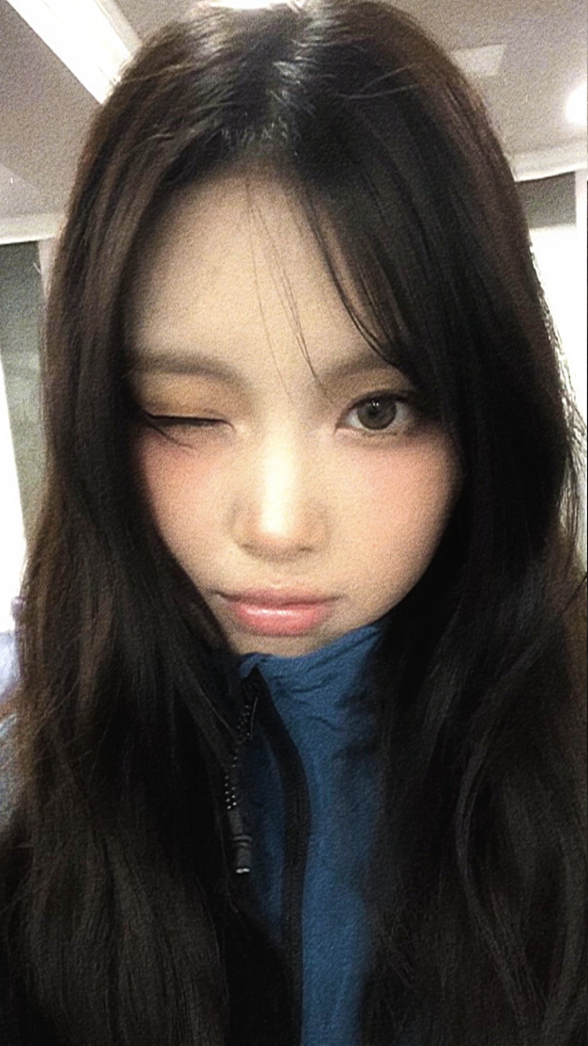 [잡담] 뉴진스 혜인 이 사진 원본 뭐야? | 인스티즈