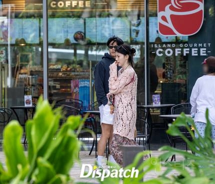 [단독] "폰만 보고, 땅만 봤다"…류준열♥한소희, 하와이 데이트 | 인스티즈