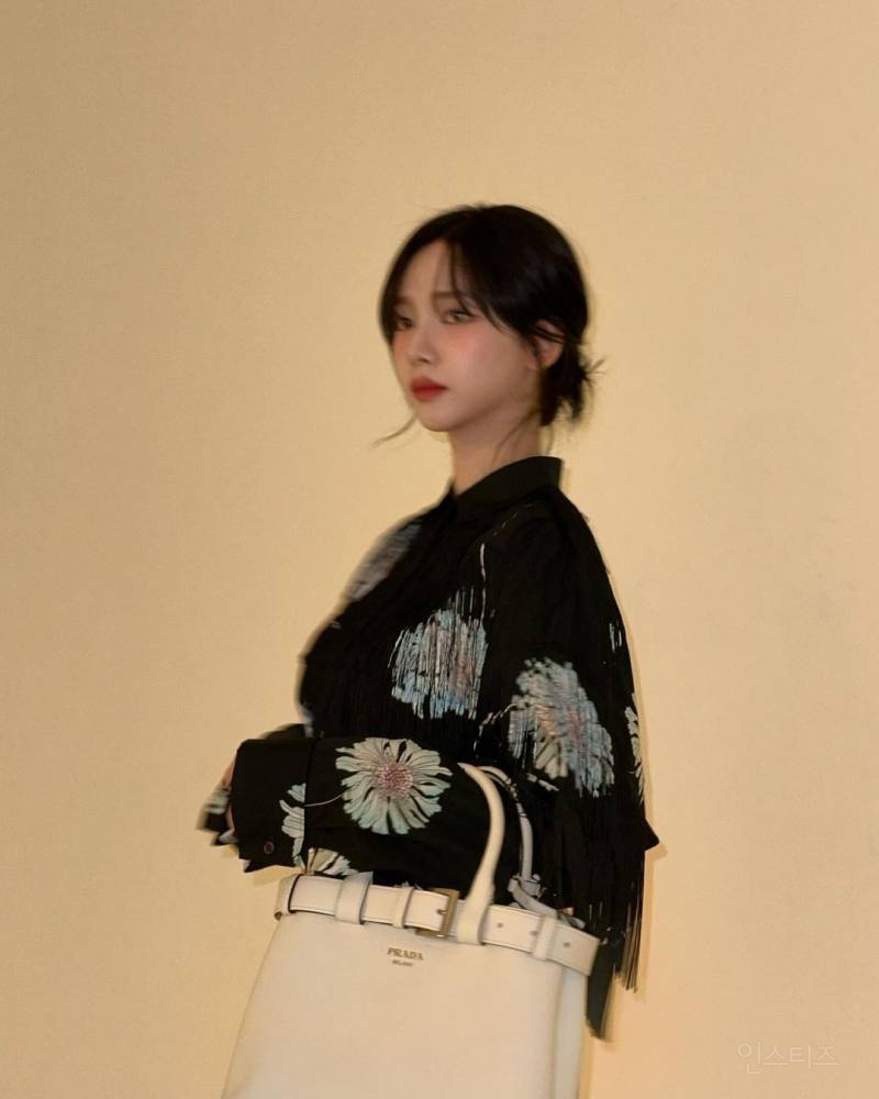오늘자 카리나 인스타 업뎃jpg fact 프라다 | 인스티즈