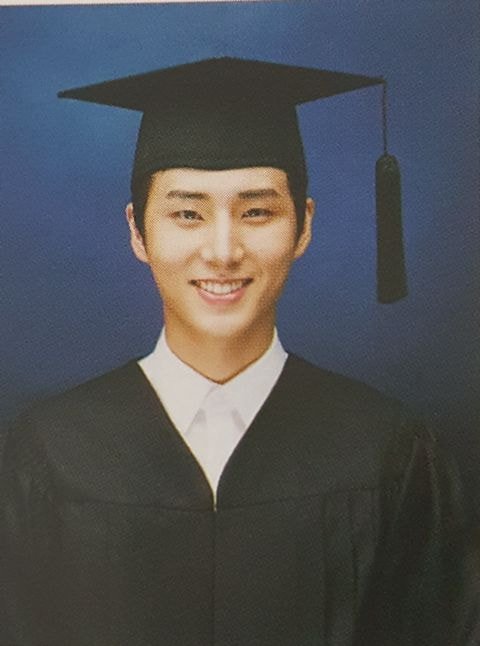 [잡담] 영케이 졸업사진 ㅋㅋㅋㅋ | 인스티즈