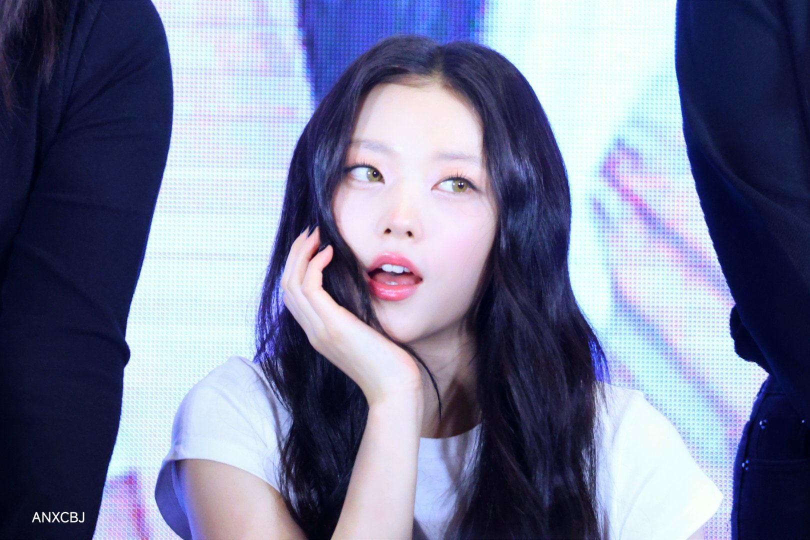 [잡담] 오늘자 반응좋은 뉴진스 해린 중국팬싸 jpg | 인스티즈