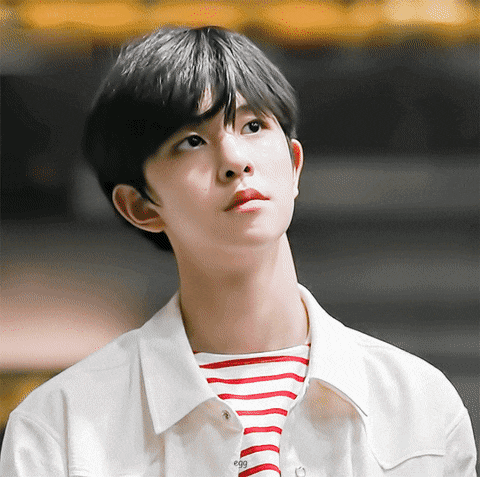 아이랜드에서 잘생김을 맡았던 참가자 근황 사진.jpg | 인스티즈