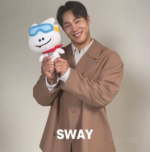 [단독] '트와이스' 지효, 윤성빈과 1년째 열애중...2번째 '나혼산' 커플 탄생 | 인스티즈