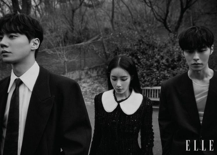 [정보/소식] 엘르 화보 이재욱과 이준영, 홍수주의 숲 | 인스티즈