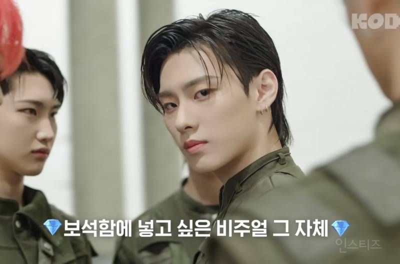 홍석천한테 간택 당한 싸이 소속사 남돌.jpg | 인스티즈