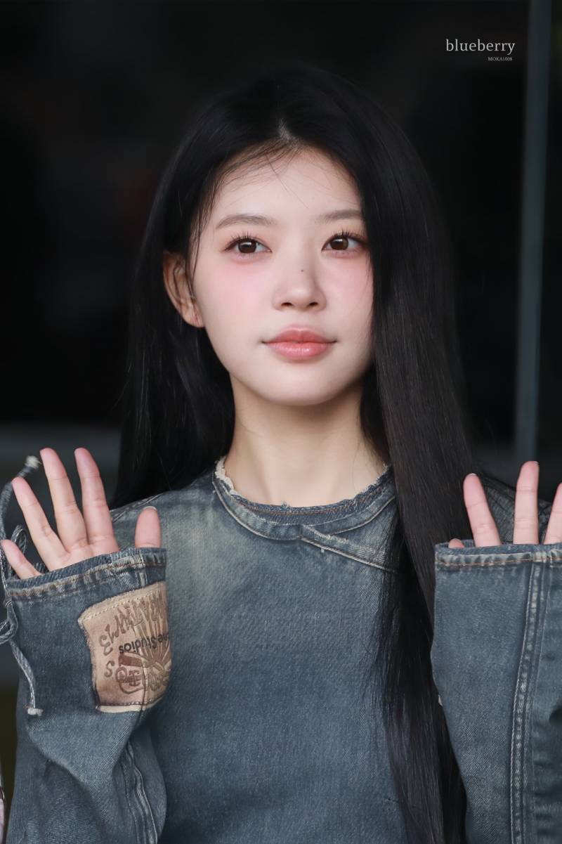 오늘자 뮤뱅 첫 출근한 아일릿 홈마 사진 + 실물 영상 | 인스티즈