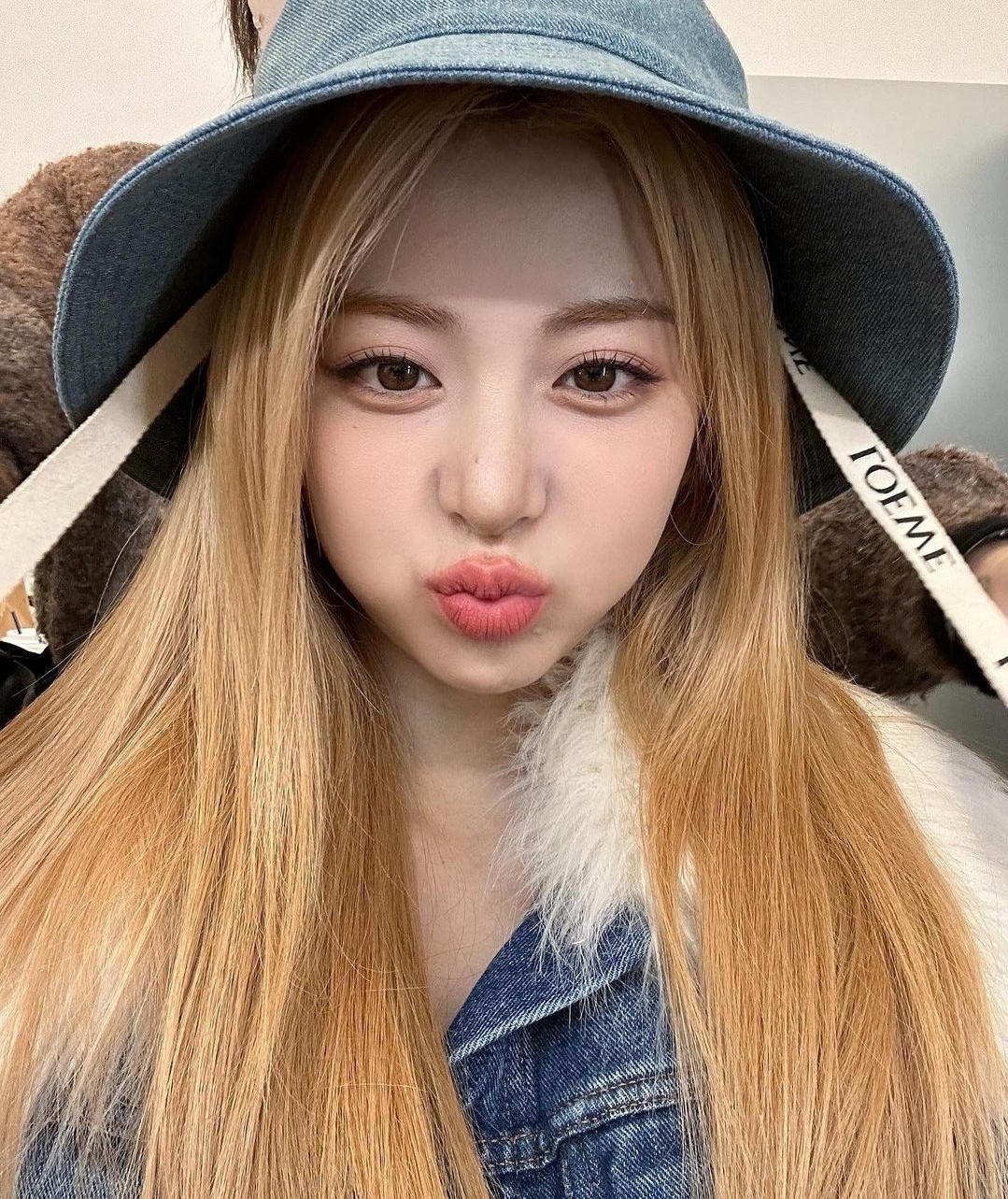 [잡담] 데뷔 2년이 안됐는데 12가지 머리했다는 4세대 여돌 | 인스티즈