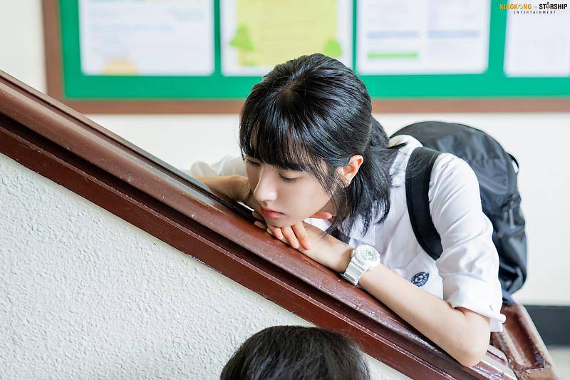 보나(김지연) 피라미드 게임 귀여운 모습.jpg | 인스티즈