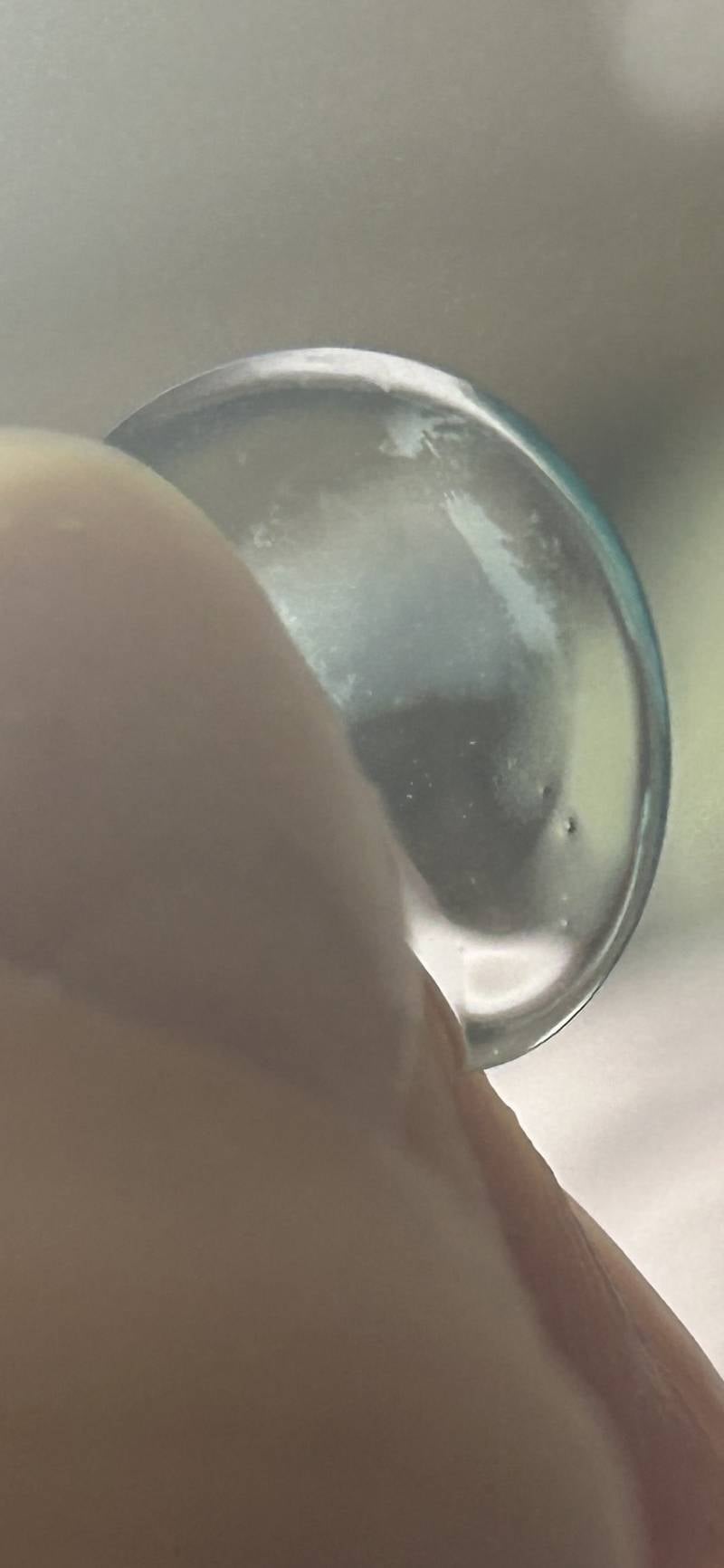 [잡담] 렌즈 끼는 익들아… 렌즈에 뭐 묻으면 어떻게 해? | 인스티즈