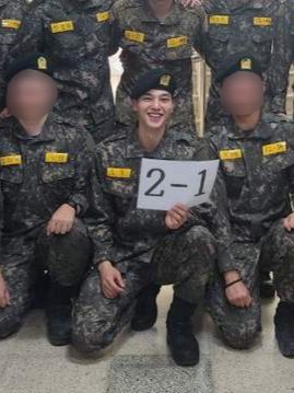 [정보/소식] 새로 뜬 송강 2주차 훈련소 사진 2장 | 인스티즈