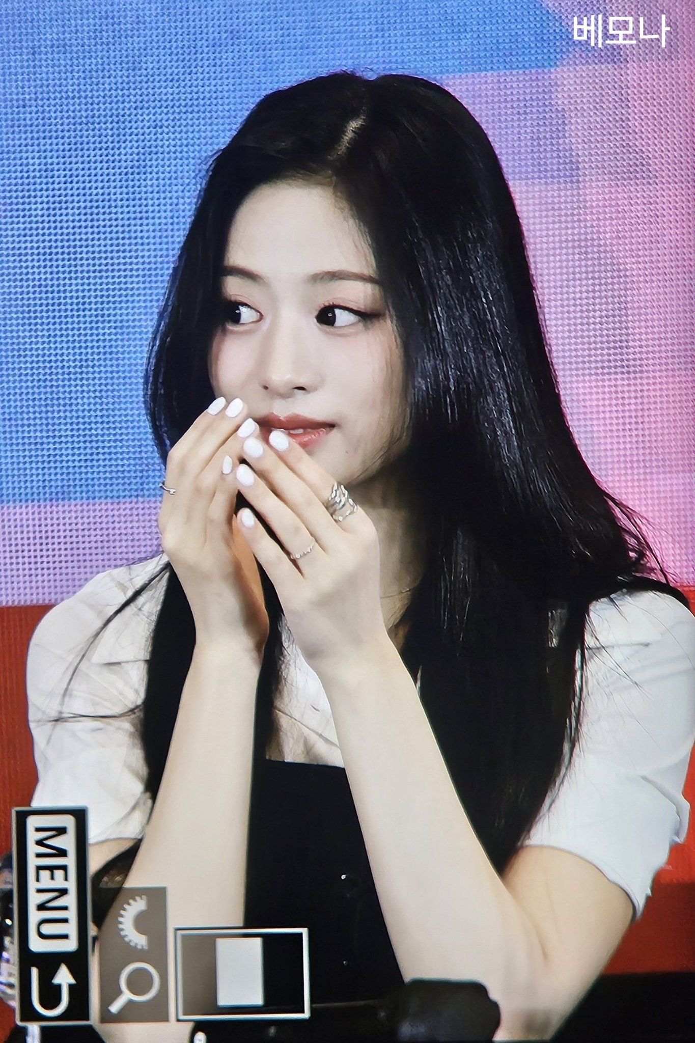 [잡담] 베몬 아현 오늘따라 사연있어보이고 인형가틈... | 인스티즈