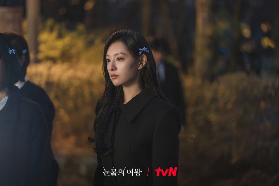 [잡담] 어케 상복이 퍼컬처럼 느껴지지….. | 인스티즈
