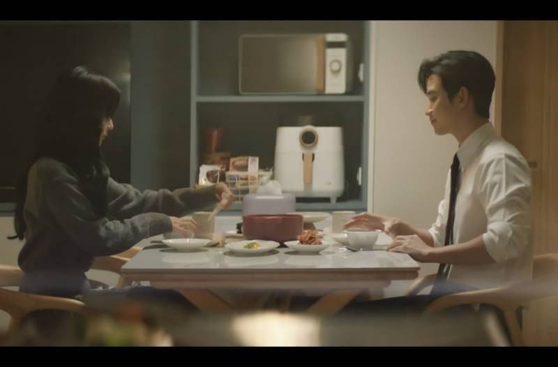 섭섭한 표정 연기 정말 잘하는 김수현 (눈물의 여왕 12화) | 인스티즈
