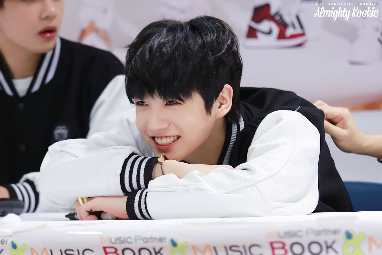 [잡담] 방탄 정국 데뷔초 만 16세 시절 | 인스티즈