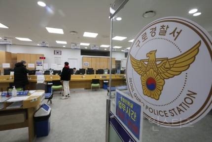 아파트 단지서 초등생이 8살 여아에 속옷 내려보이며 "성관계 하자” | 인스티즈