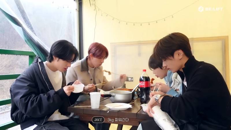 친구들이랑 캠핑 갔을 때 무조건 있는 상황 | 인스티즈