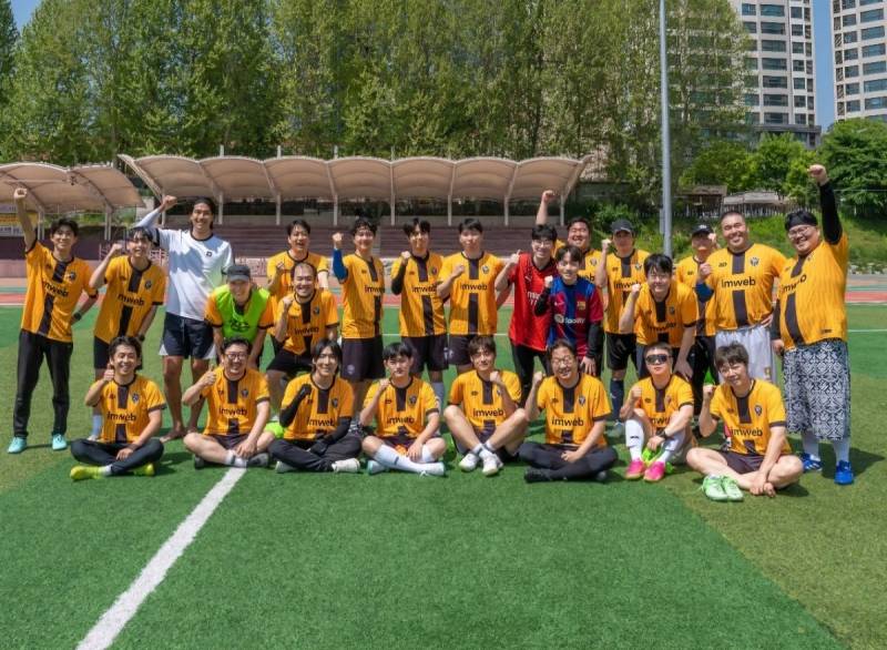 [정보/소식] 자동문 축구단 단체사진 | 인스티즈