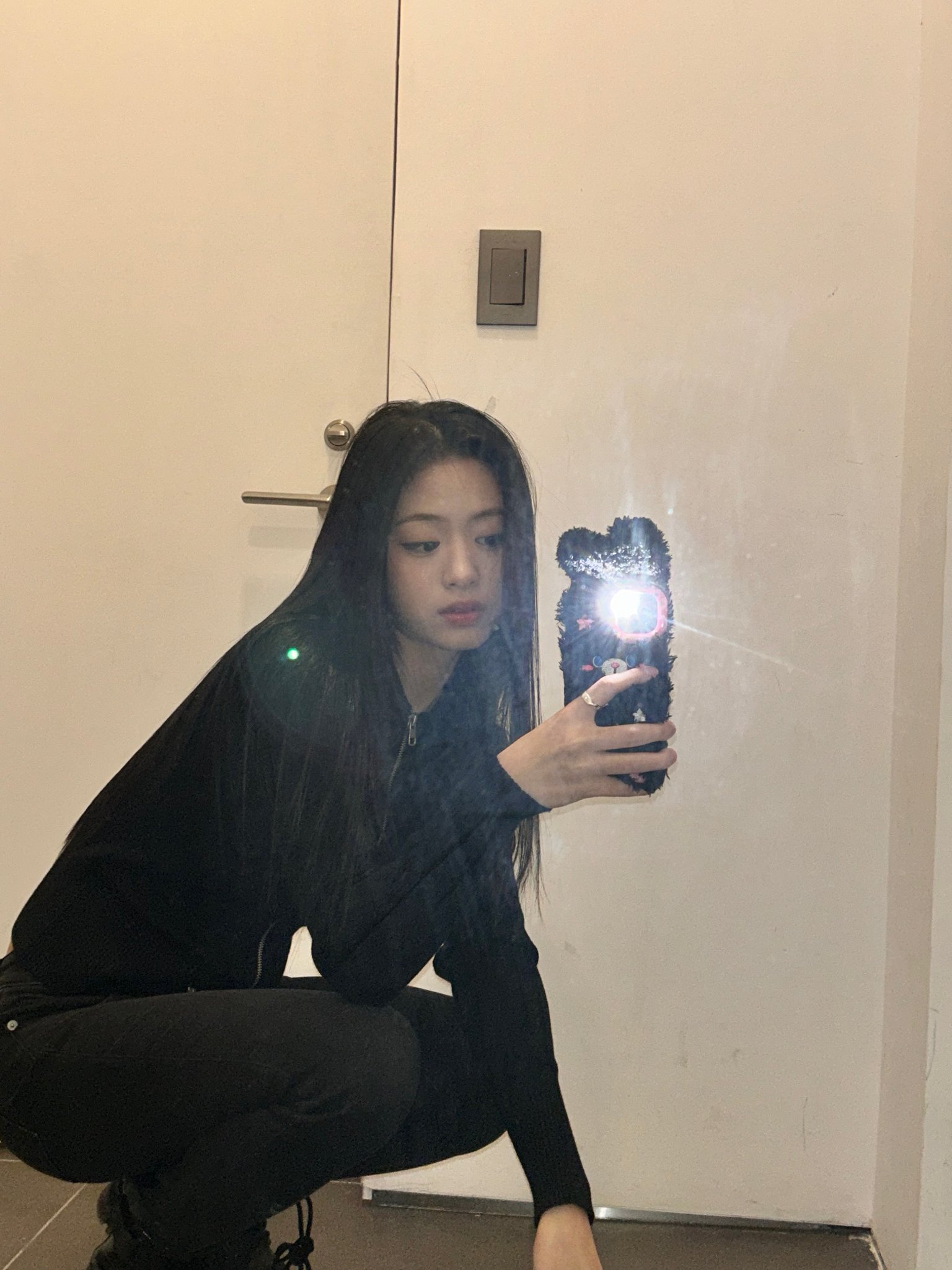 [잡담] 내취향 느낌좋은 아현 위버스사진들.. | 인스티즈