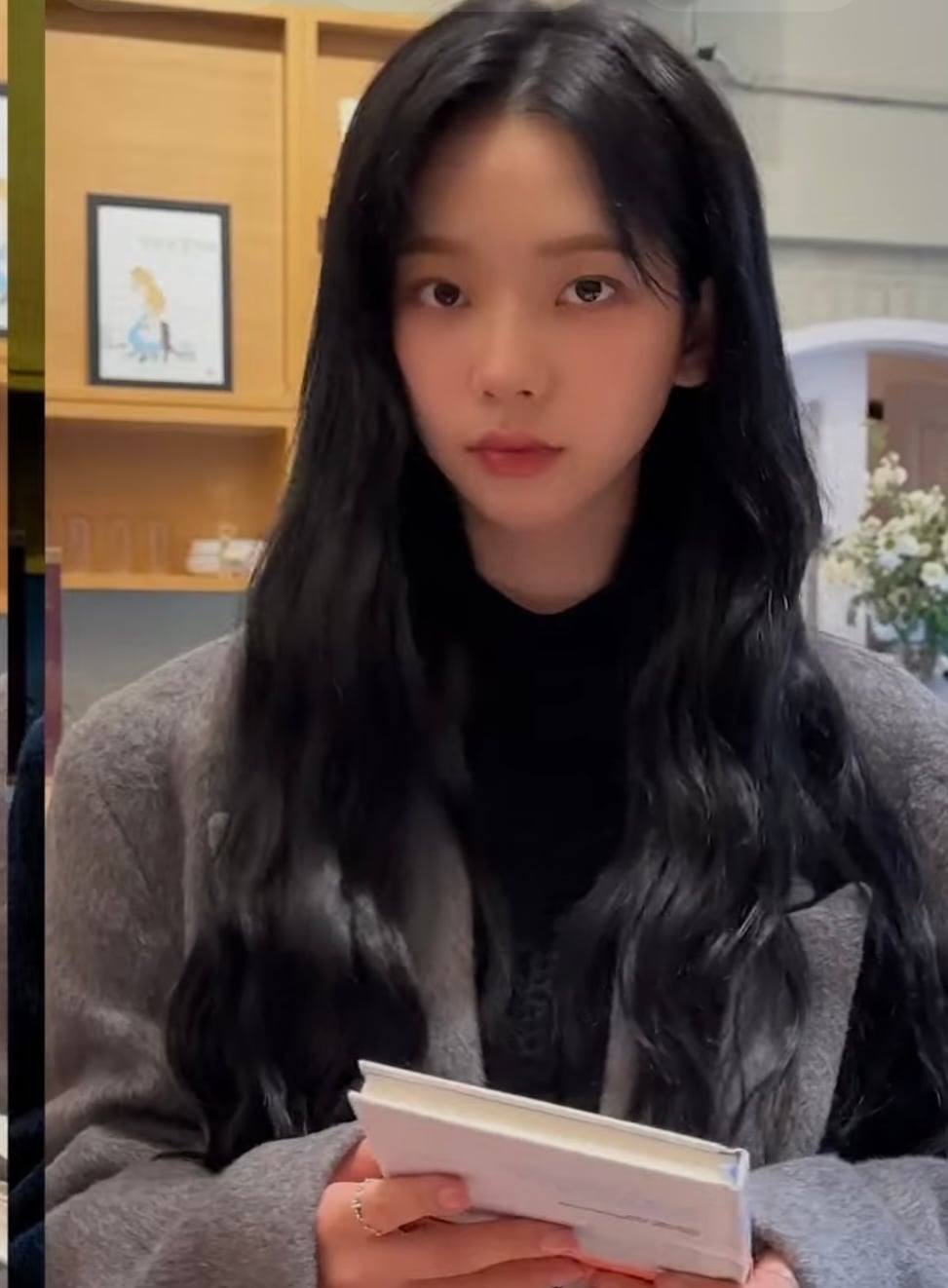 [잡담] 카리나는 렌즈 하나로 분위기가 ㄹㅇ달라지는 거 같어 | 인스티즈