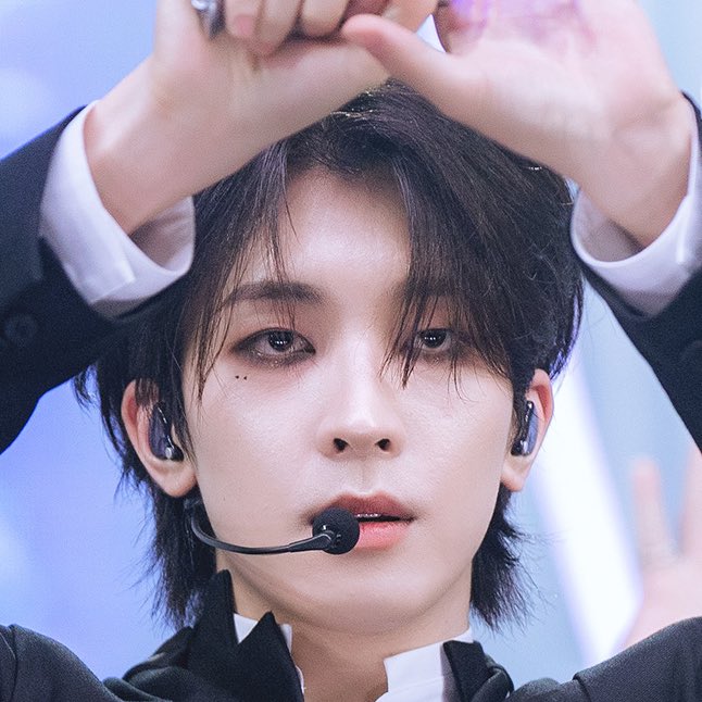 [잡담] 원우 스모키메이크업 진짜 잘 어울려ㅋㅋㅋㅋㅋㅋㅋ | 인스티즈
