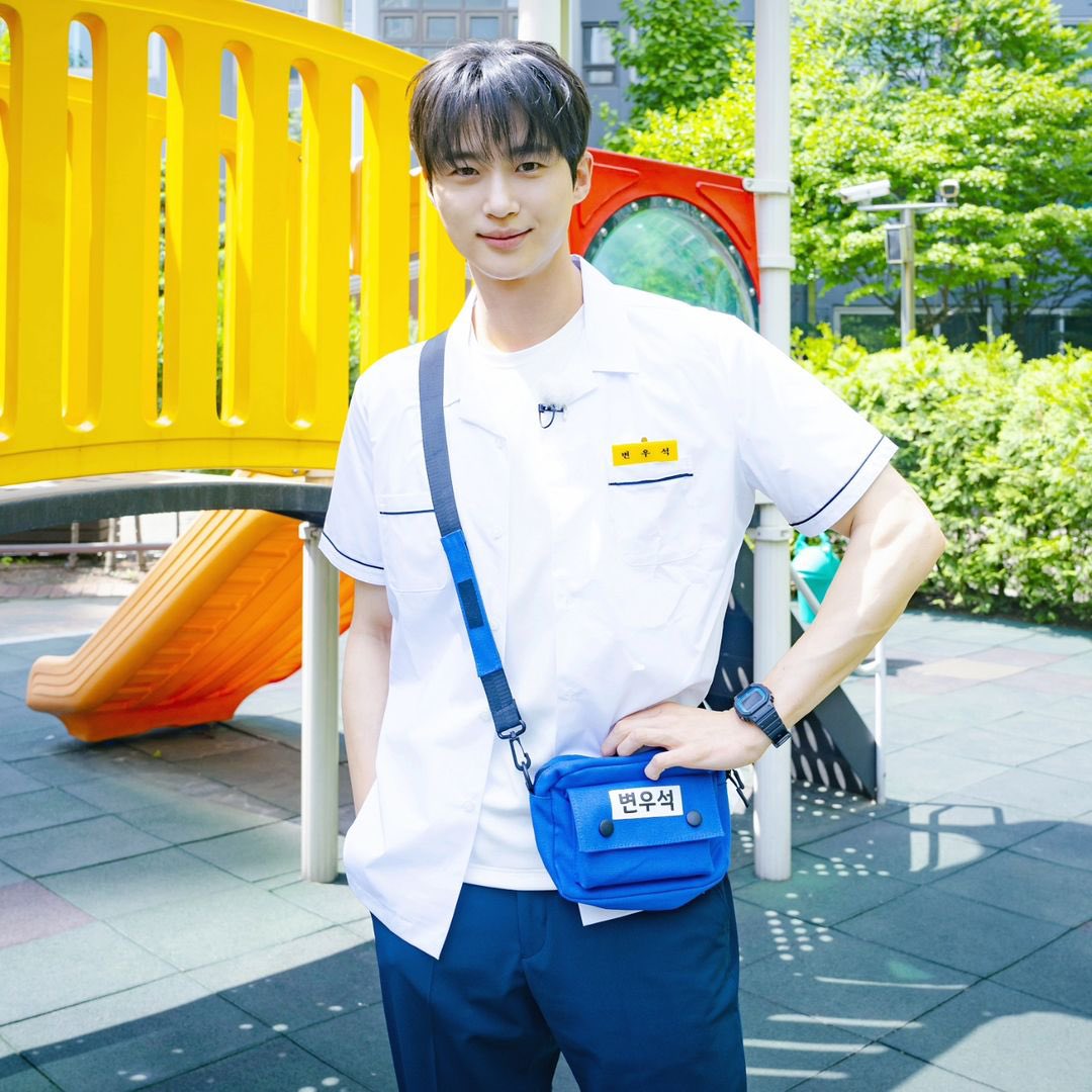 [잡담] 변우석 캐주얼 > 수트인 거 도라방스 | 인스티즈