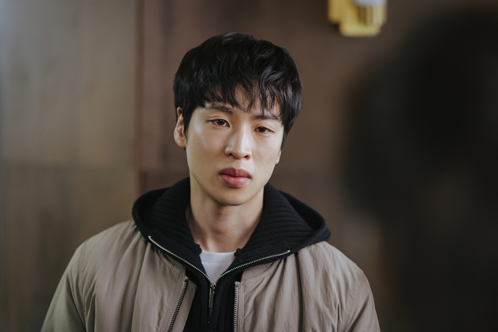 [정보/소식] 윤정훈 "연우진 선배, 늘 하고 싶은 대로 하라고…김태헌과의 케미 고민” [일문일답] | 인스티즈