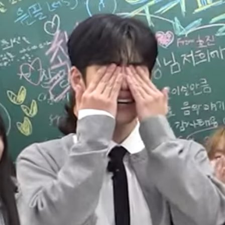 [잡담] 눈물 참는 방법이 있다면? 원필 : 일단 난 잘 참음 | 인스티즈