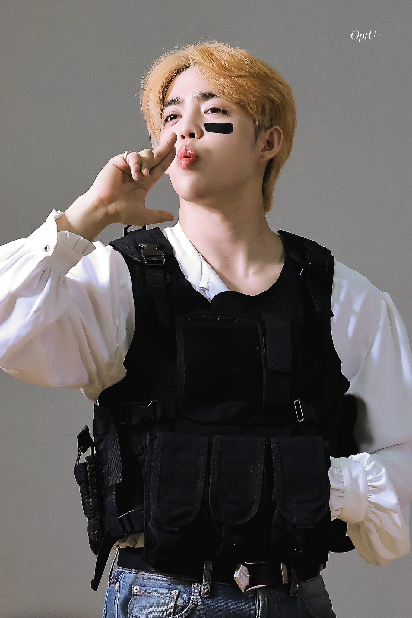 [잡담] ㅋㅋㅋㅋ쿱스 그 방탄복 입었다ㅋㅋㅋㅋ | 인스티즈