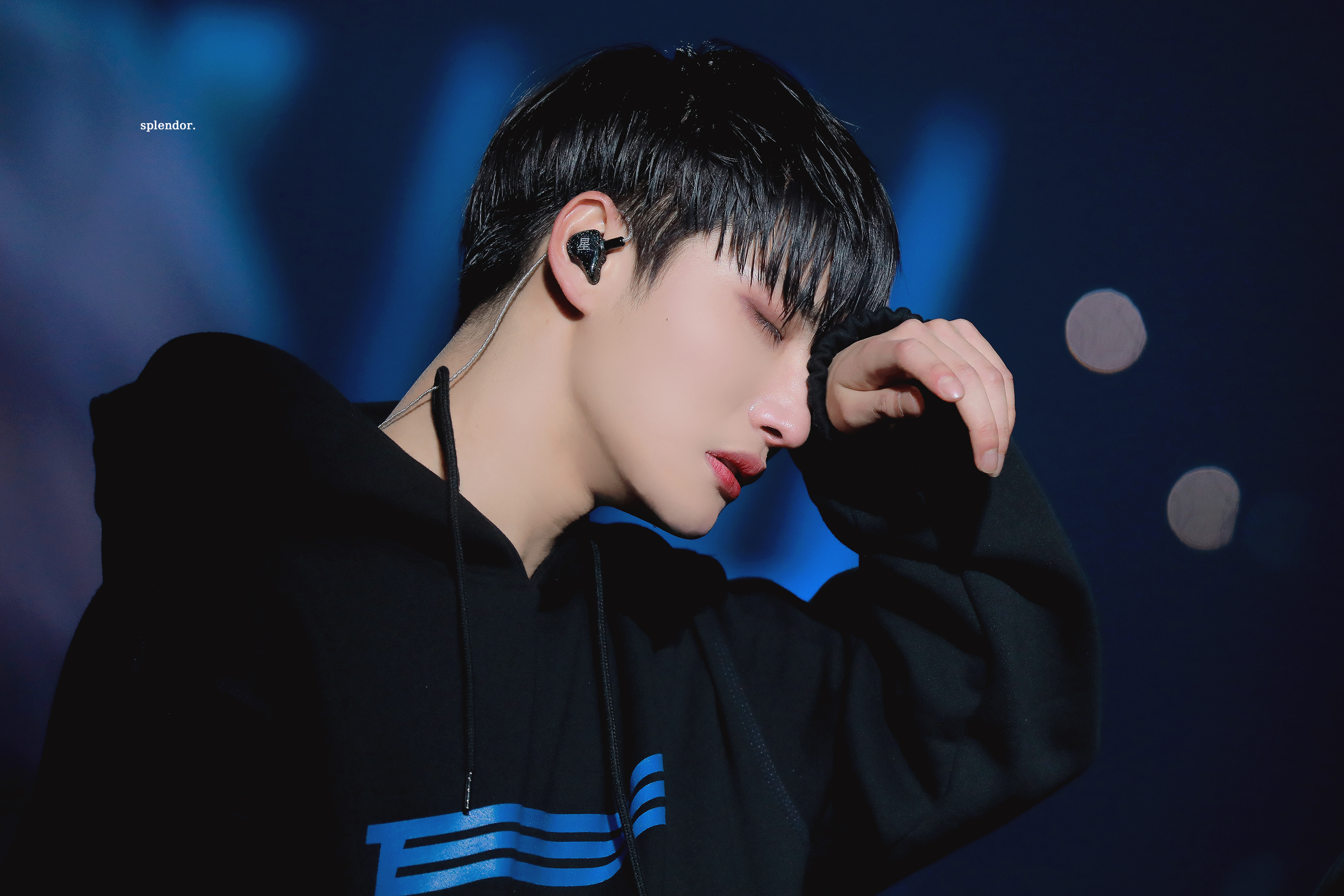 [잡담] 에이티즈 첫 단콘 때 성화 얼굴 | 인스티즈