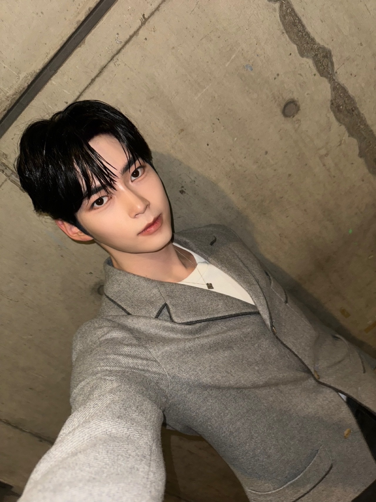 [잡담] 성한빈 너무 잘생김 | 인스티즈