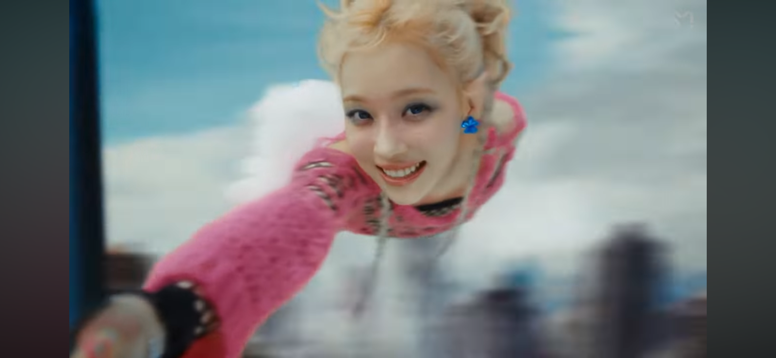 [잡담] 수퍼노바 뮤비에서 윈터 너무 해맑은 외계강쥐 같음ㅋㅋㅋ | 인스티즈
