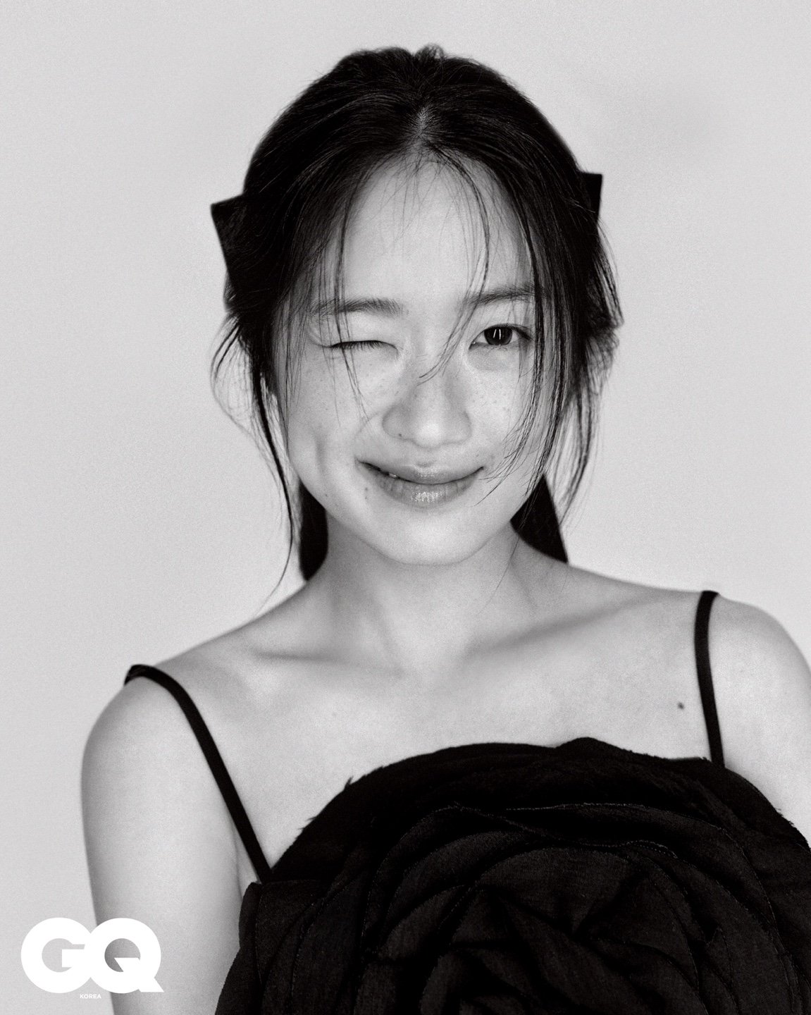 [잡담] 혜윤이 GQ 화보 벌써 이쁘다🖤 | 인스티즈