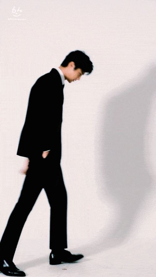 [잡담] 변우석 데뷔 당시 BH 시절. Gif | 인스티즈
