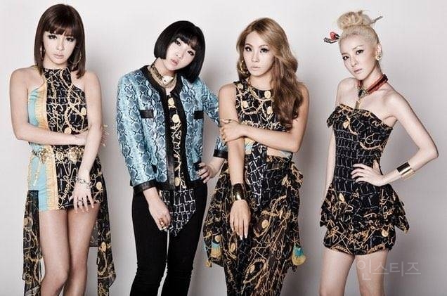 2NE1 4명 멤버가 오늘 공개한 사진.jpg | 인스티즈