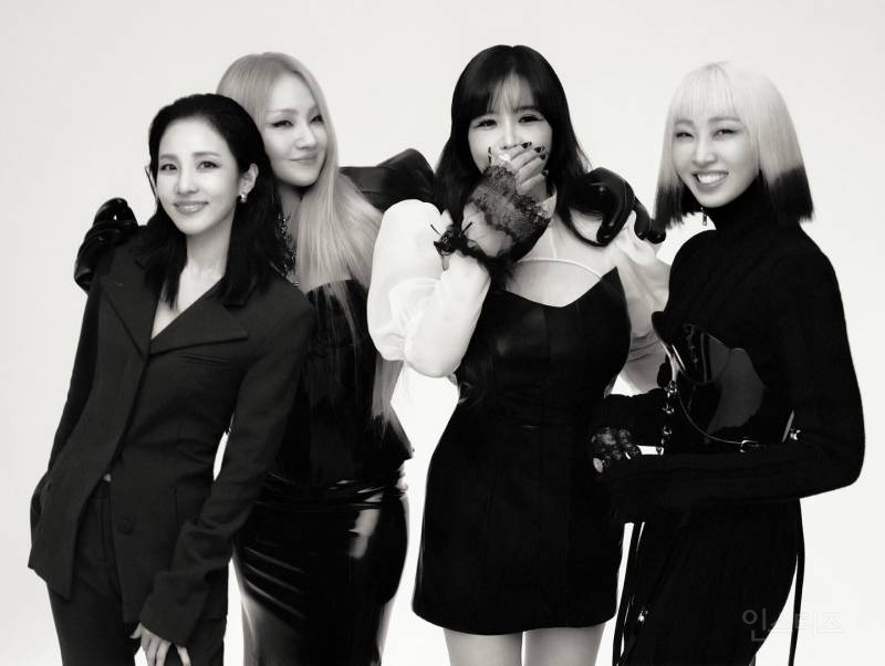 2NE1 4명 멤버가 오늘 공개한 사진.jpg | 인스티즈